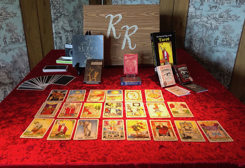 Tarot Card Reading Table